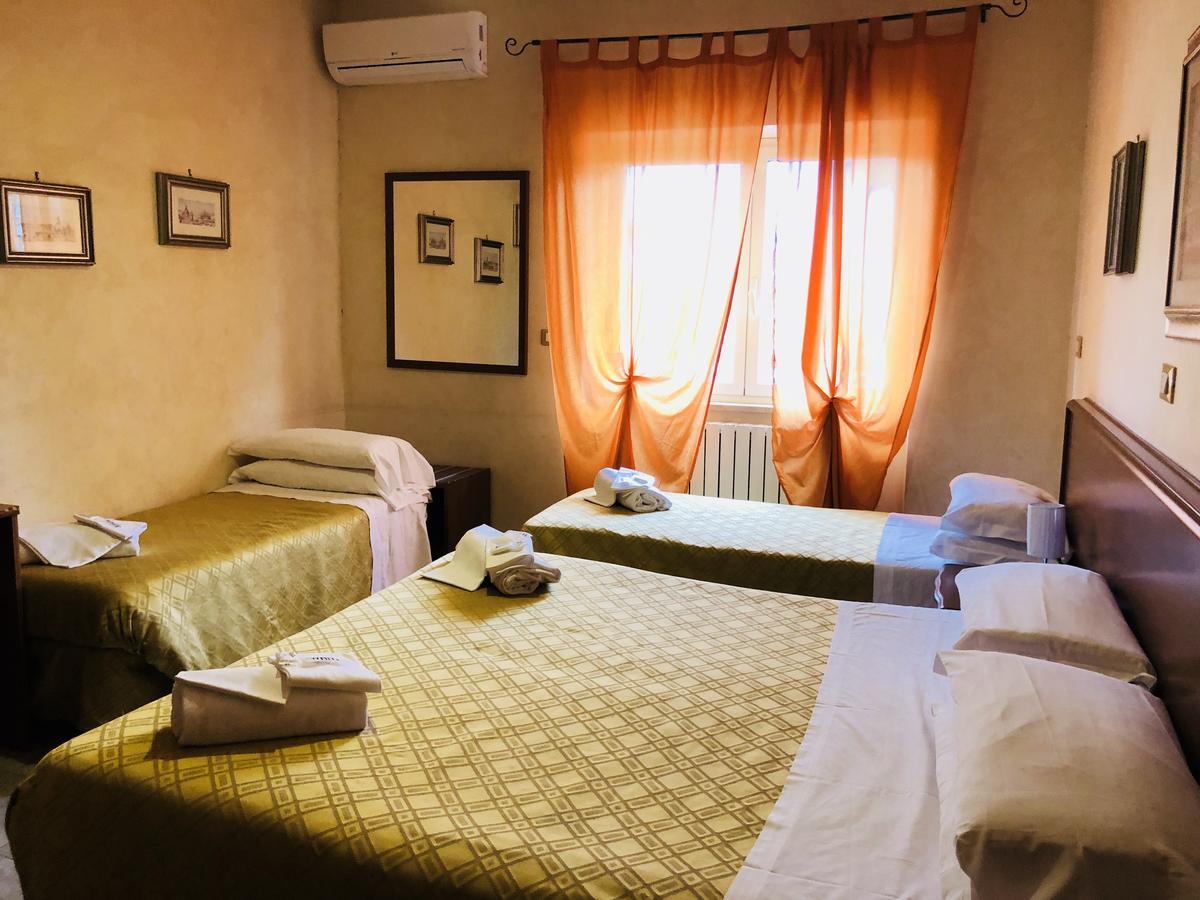 Hotel Casarola - Trigoria Castel di Decima Dış mekan fotoğraf