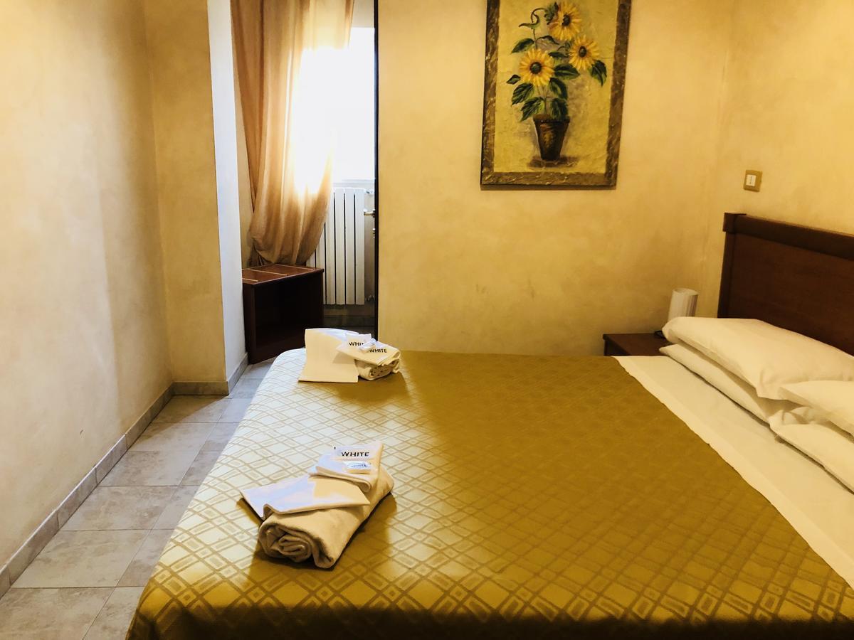 Hotel Casarola - Trigoria Castel di Decima Dış mekan fotoğraf